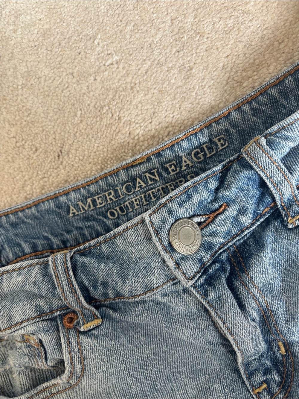 American Eagle Outfitters Light Wash Distressed Jean Shorts - Picture 5 of 7